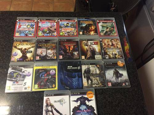 PS3 Slim 250GB Console + Remotes + Games + Accesories