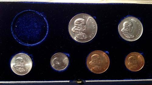 1965 Proof Set in Velvet Blue Case (No Silver R1 Included... ex AFRIKAANS set) *** Crazy R1 Start!!!
