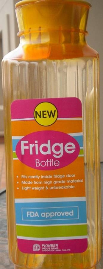 *****LOVELY FRIDGE WATER BOTTLE BRAND NEW***** UN BREAKABLE