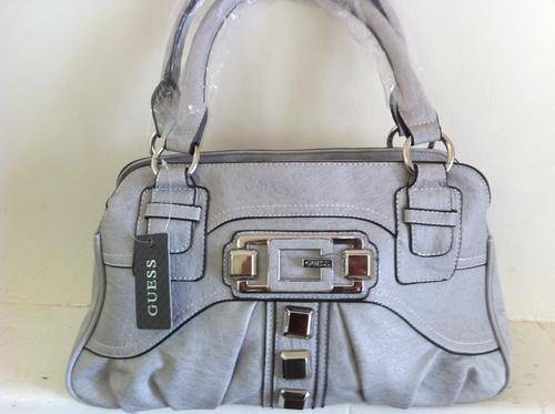 ***BRAND NEW** GUESS HAND BAG***BEAUTIFUL AND LOVELY STYLE****