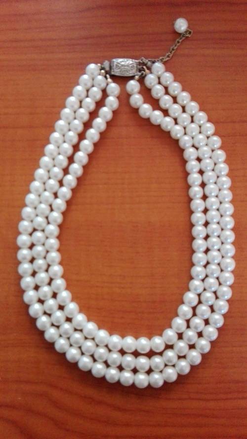 Vintage Faux Pearl Necklace/Choker