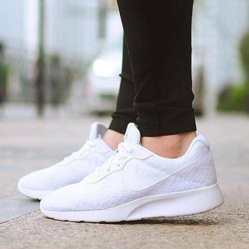 Original Mens Nike Tanjun Shoes White 812654 110 Size UK 12 (SA 12)