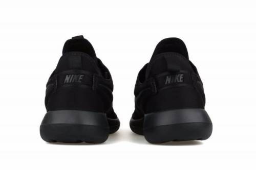 Original Mens NIKE ROSHE TWO 844656 001 Black Size UK 11 (SA 11)