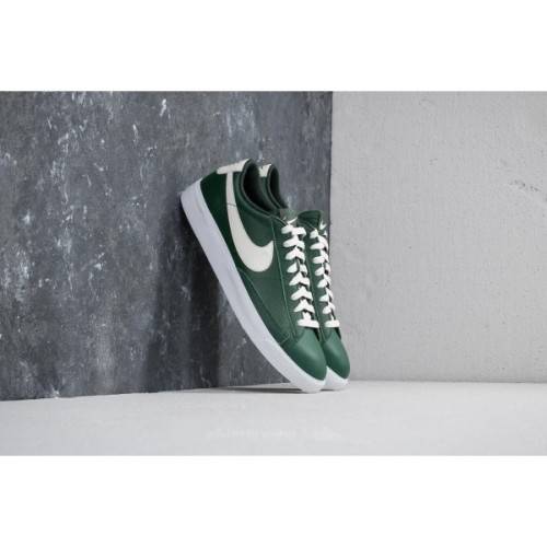Original Mens NIKE Blazer LOW LEATHER (Latest) FIR/SAIL-GUM AJ9515 300 Size UK 12 (SA 12)