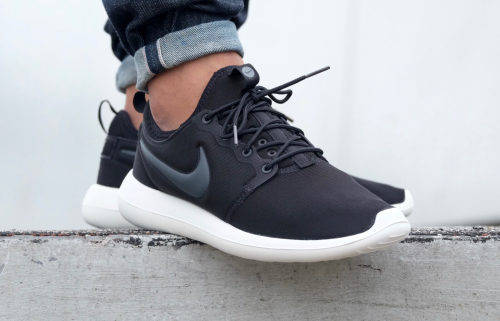 Original Mens NIKE ROSHE TWO 844656 003 Black/ Anthracite Size UK 11 (SA 11)