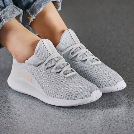 Original Womens NIKE Viale AA2185 006 PURE PLATINUM/ TINT WHITE Size UK 4.5 (SA 4.5)