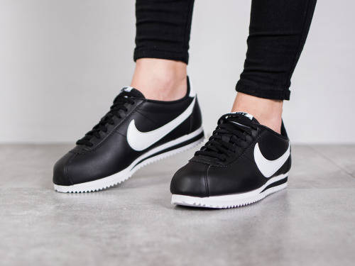 Original Mens NIKE Cortez Basic Leather Black/ White/Silver 819719 012 Size UK 12 (SA 12)