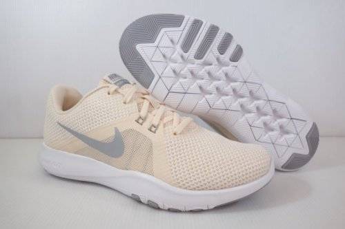 Original Women's NIKE Flex TR 8 (latest) Guava Ice/ Grey 924339 801 Size UK 4.5 (SA 4.5)