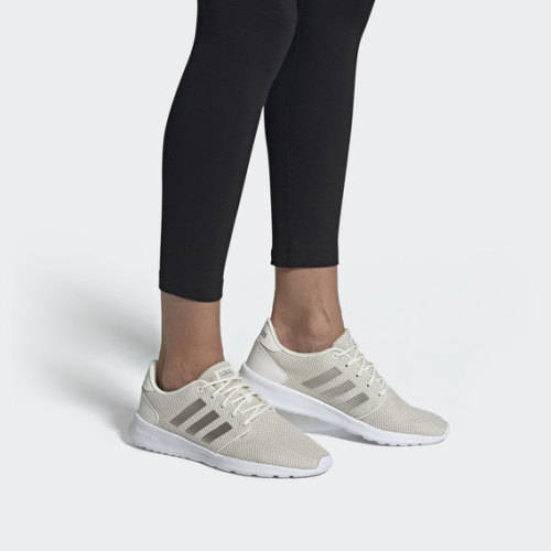 Original Women's adidas QT Racer Cloud White/ Platin Met EE8088 Size UK 7 (SA 7)