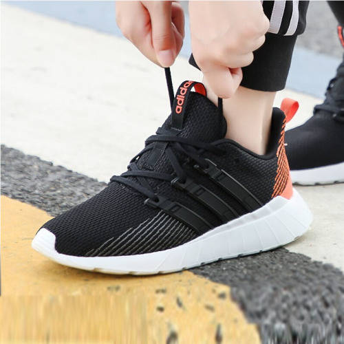 Original adidas Women's Questar Flow Core Black/ Semi Coral EE8224 Size UK 4 (SA 4)
