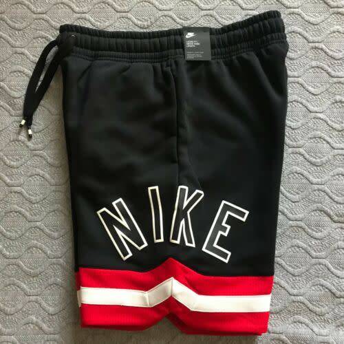 NIKE Men's AIR SHORTS Fleece Loose Fit UNIVERSITY RED/ Black AR1829 010 Size Medium