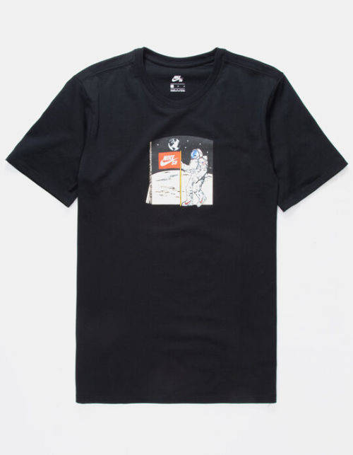 NIKE Men's Skateboarding Fake Moon Landing Astronaut SB Black CI7609 010 Size Large