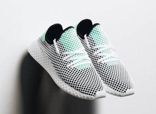 adidas Men's Deerupt Runner Core Black/ Easy Green B28076 Size UK 11 (SA 11)