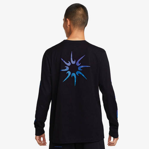 NIKE Men`s Sportswear Long Sleeve Graphic Festival Tee Shirt Black DQ1071 010 Size Extra Large