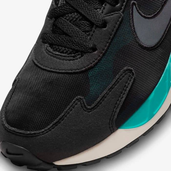 Nike Men`s Air Max Solo Black/Clear Jade II/Vivid Sulphur DX3666 001 UK 11 (SA 11)