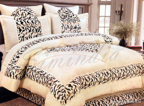 KING SIZE Superior 6 Piece Heavy Comforter Set- Cream White