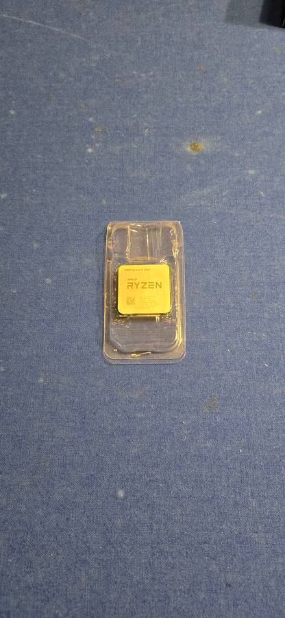 CPU - AMD Ryzen 9 3900