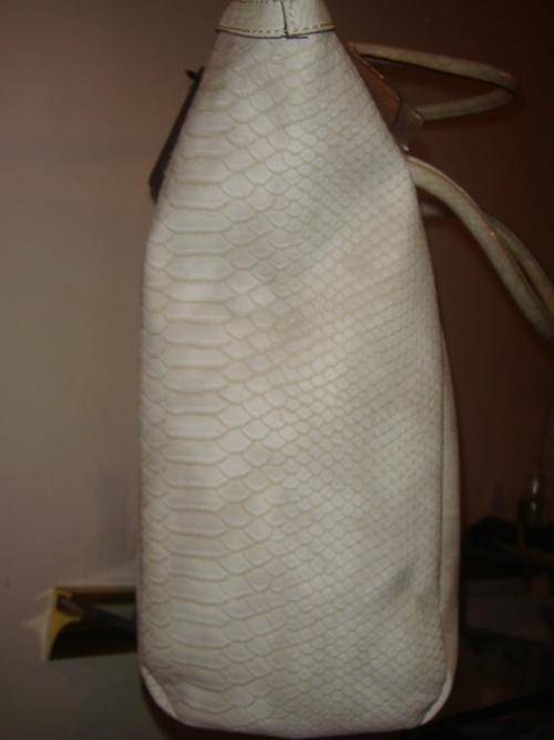 Guess Side View