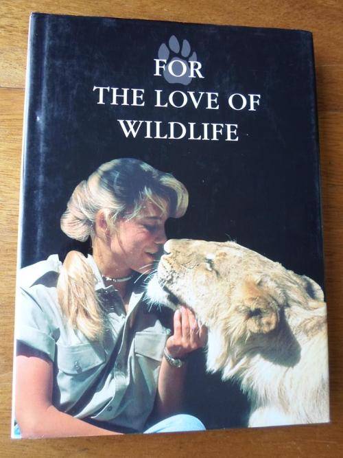 FOR THE LOVE OF WILDLIFE. Harnas - NAMIBIA