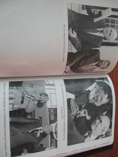 FW DE KLERK - DIE OUTOBIOGRAFIE. Die Laaste Trek - `n Nuwe Begin