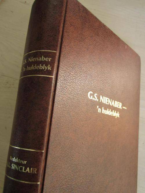 GS NIENABER - 'n Huldeblyk