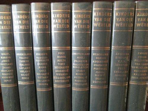 Kinders van die Wereld - 8 Volume Stel