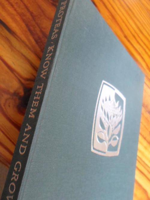 PROTEAS - KNOW THEM AND GROW THEM. Marie Vogts