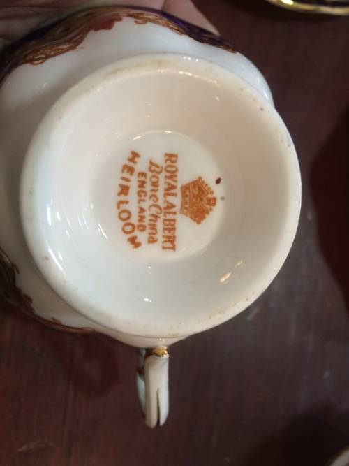 ROYAL ALBERT 'HEIRLOOM' CREAMER