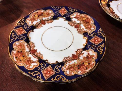 ROYAL ALBERT 'HEIRLOOM' TRIO