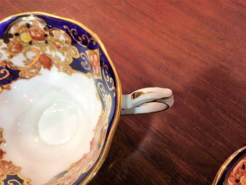 ROYAL ALBERT 'HEIRLOOM' TRIO