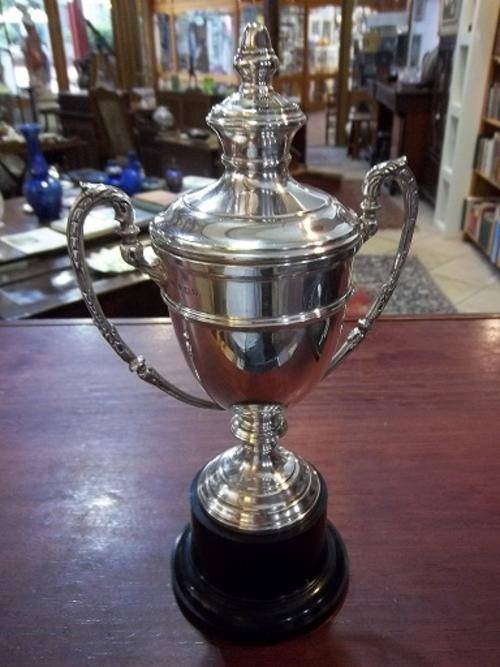 SILVER TROPHY WITH LID - BIRMINGHAM 1938.