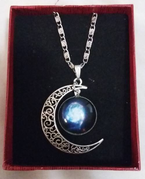 Crescent Moon Pendant Necklace Chain