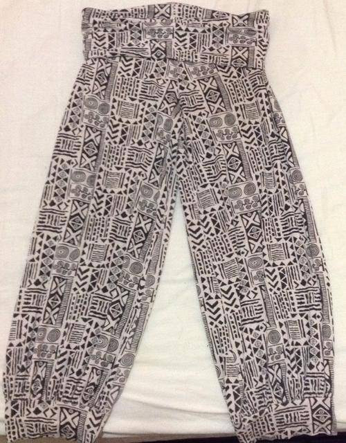 Sale Ladies Aztec Print Pants Size 34