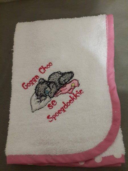 Personalized Burp Cloths, choose your theme and the quantity