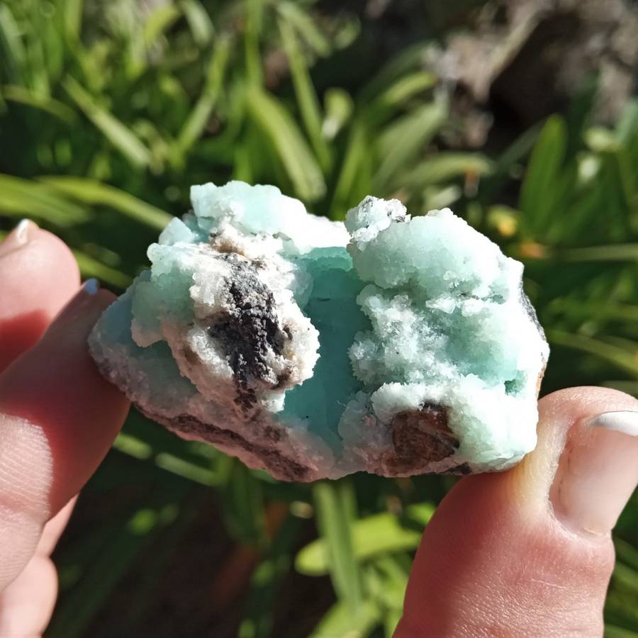 Smithsonite and Calcite, Rare mineral - Skorpion Mine, Namibia 80 grams