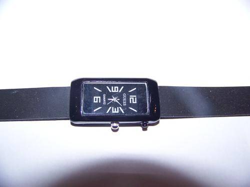 GUESS BLACK WATCH