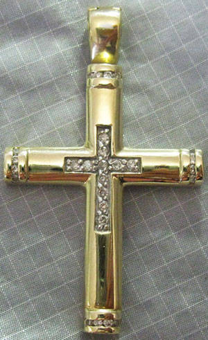 BARGAIN PRICE !!!! 9ct GOLD + 27 Natural Brilliant Cut Diamonds ~ 7.6 GRAMS ~ STUNNING CRUCIFIX !!!