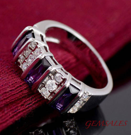 NEW ARRIVAL!  ELEGANT AMETHYST RING STAMPED 925 * SIZE 8