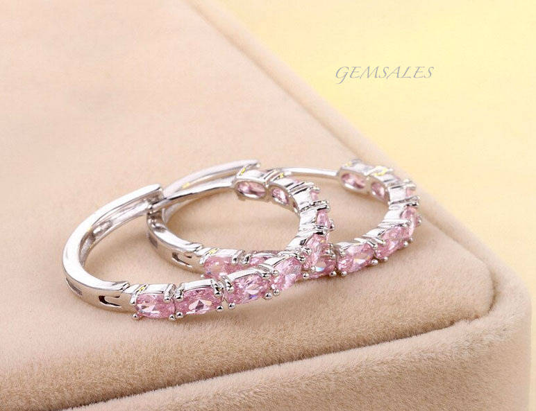 9 OVAL CUT PINK TOPAZ CZ ***ELEGANT & STYLISH***  MEASURING + - 2.8cm