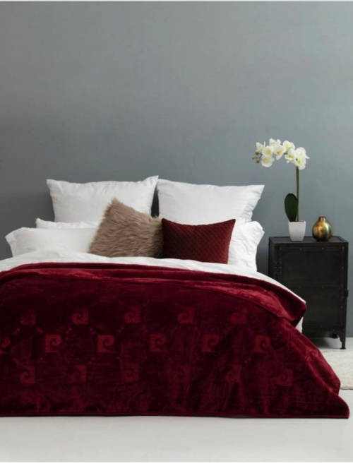 Pierre Cardin blankets