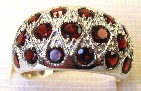 Beauiful Serling Silver - Dome Ring with Genuine Garnets