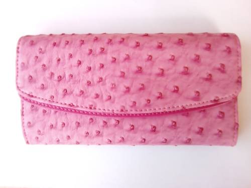 Women's Elegant Clutch Wallet With Credit Card Slots And Zip Closure