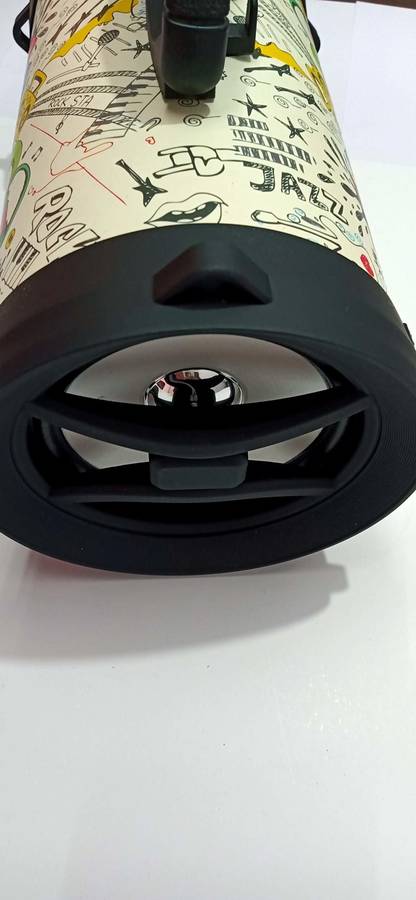 Wireless bluetooth speaker, multifunctional speaker