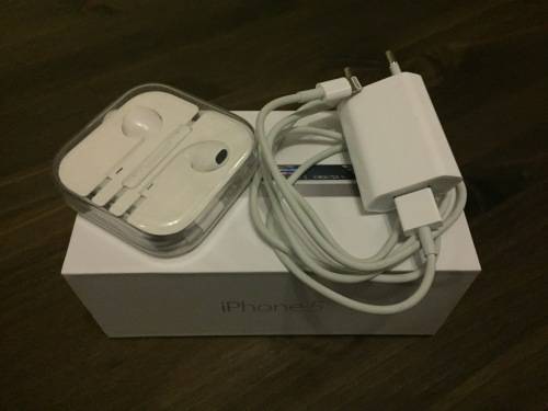 Apple iPhone 5 - Great Condition