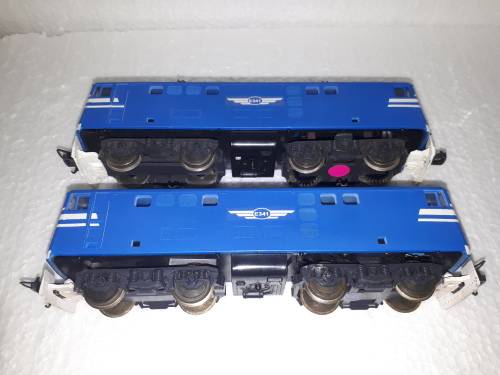 Customised Lima E5 loco and dummy - Blue train E341