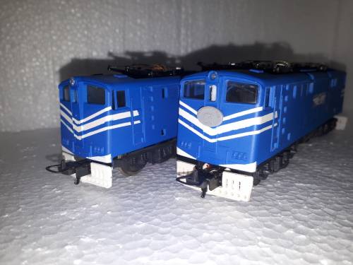 Customised Lima E5 loco and dummy - Blue train E341