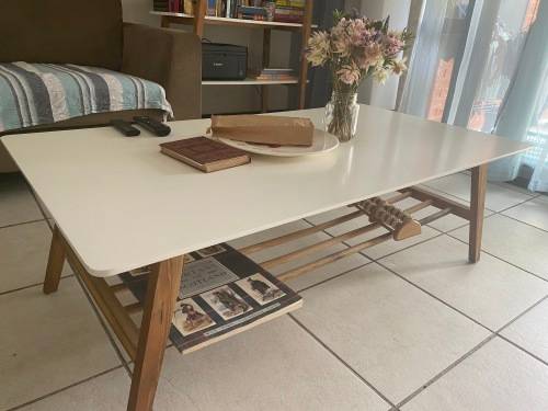 COFFEE TABLE WHITE TOP AND WOODEN LEGS