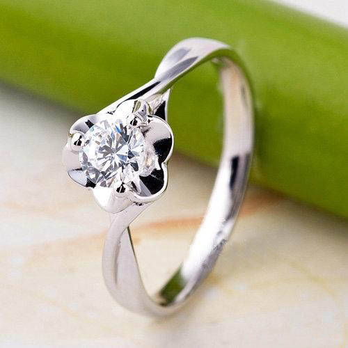 Fashion Jewelry Beautiful 925 Sterling Silver RING!!--Size 6