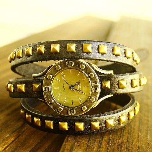 Fashionable Retro Genuine Leather Quartz Lady's Watch