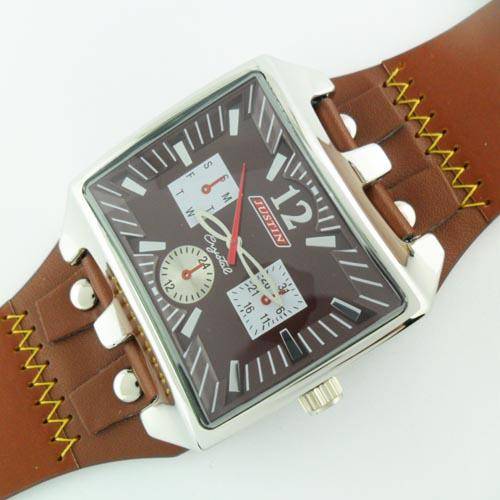 Stylish and Large Metal Case with Leather Band Men's Watch